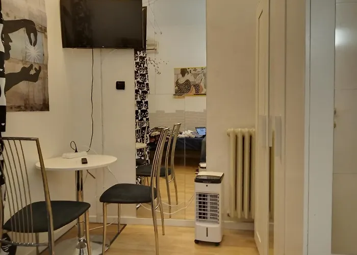 Floris Guest House